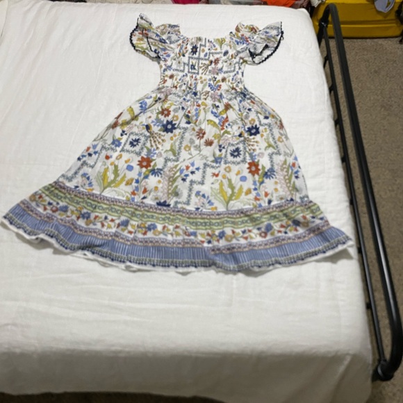 Off-Shoulder White Floral Midi Dress - Picture 5 of 5